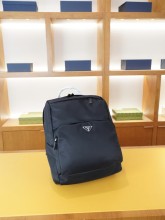 累積売上総額第１位！プラダ コピー 2026SSメンズ リュックバック
