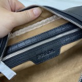 【限定】プラダ スーパーコピー 2026SSメンズ ハンドバック