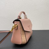 超奇跡の入荷☆ プラダ スーパーコピー 2026SSレディースフード付きファッションバッグ