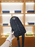 【限定】プラダ 激安偽物 2026SSメンズ チェストバッグ
