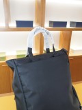 累積売上総額第１位！プラダ コピーおすすめ 2026SSメンズ ビジネスバッグ