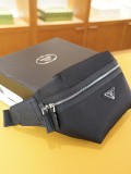 日本未入荷 プラダ コピーおすすめ 2026SSメンズ チェストバッグ