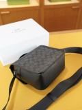 入手困難 コーチ コピーおすすめ 2026SS メンズ ショルダーバッグ