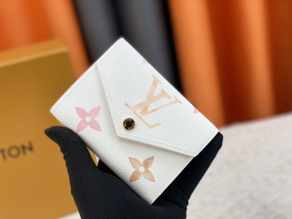 ★超人気 ルイヴィトン 激安通販 2026SS 短財布