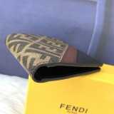 【限定】フェンディ n級品 2026SS 短財布