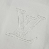 稀少 ルイヴィトン 激安通販 2026SS 刺繍中空刺繍スリーブ丸首衛衣