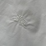 【限定】 バーバリー スーパーコピー の2026SS軍馬刺繍ファッション大爆品長袖シャツ2色