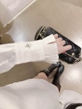 日本未入荷 シャネル 激安通販 の2026SS金属ボタンオルガンスリーブのシャツ
