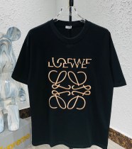 累積売上総額第１位！ロエベ コピーおすすめ の2026SSクラシックな胸元異形刺繍偏位パターン丸首半袖Tシャツ