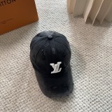 累積売上総額第１位！ ルイヴィトン コピーおすすめ 2026SSの新型LVベースボールキャップ