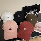 累積売上総額第１位！ シャネル n級品 2026SSロゴ入りシンプル刺繍野球帽