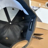 日本未入荷 シャネル n級品 2026SSロゴ入りシンプル刺繍野球帽