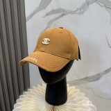 【話題商品！】 シャネル 激安偽物 2026SSロゴ入りシンプル刺繍野球帽