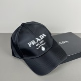 日本未入荷 プラダ n級品 2026SSのクラシック三角形キャップ