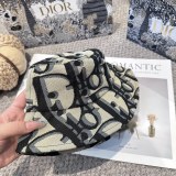 【限定】 ディオール n級品 2026SS のDior ロゴ漁師帽