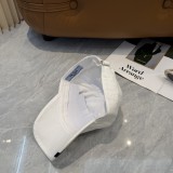 日本未入荷 プラダ スーパーコピー 2026SSの野球帽