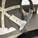 入手困難 セリーヌ n級品 2026SSシンプルなアルファベットの最新野球帽