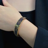 ★超人気 ルイヴィトン スーパーコピー 2026SS LVミッドサイズワイドレザープリントブレスレット