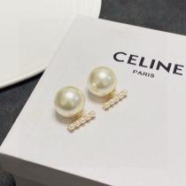 累積売上総額第１位！ Celineセリーヌ n級品 2026SS イアリング
