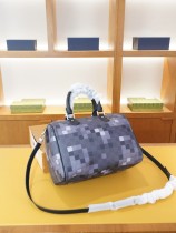 高品質 ルイヴィトン n級品 2026SS メンズ ショルダーバッグ