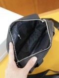 累積売上総額第１位！プラダ 激安通販 2026SSメンズ ショルダーバック