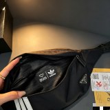 超奇跡の入荷☆ プラダ コピー 2026SSメンズ ウエストポーチ
