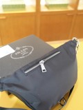 日本未入荷 プラダ 激安偽物 2026SSメンズ ウエストポーチ