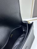 入手困難 プラダ 激安通販 2026SS レディースショルダーバック