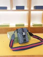 超奇跡の入荷☆ グッチ 激安偽物 2026SS メンズ ショルダーバック
