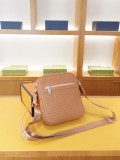 日本未入荷 エルメス 激安通販 2026SSメンズ ショルダーバック