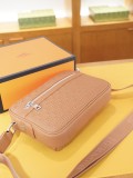 超話題! エルメス コピー 2026SSメンズ ショルダーバック