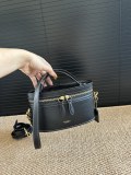 超奇跡の入荷☆ コーチ n級品 2026SS レディース ショルダーバッグ