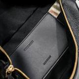 稀少 バーバリー コピーおすすめ 2026SS メンズ ショルダーバック