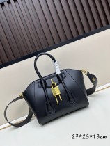 ★超人気 ジバンシィ コピーおすすめ 2026SS レディース ショルダーバック