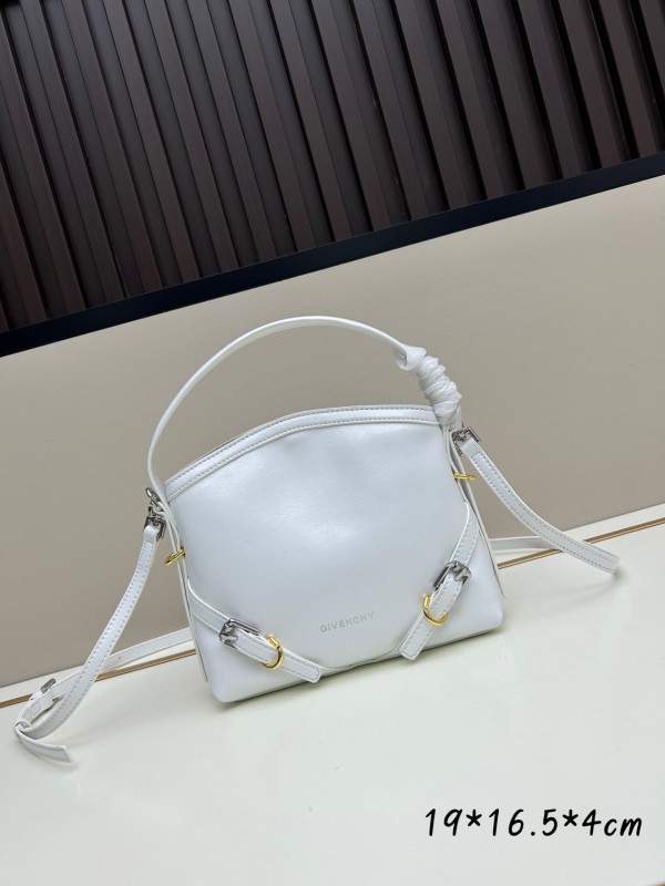 日本未入荷 ジバンシィ コピー 2026SS レディース ショルダーバック