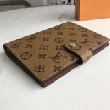 日本未入荷 ルイヴィトン n級品 2026SS メンズ 短財布