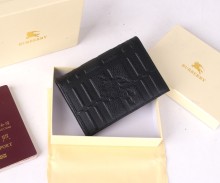 超奇跡の入荷☆ バーバリー 激安偽物 2026SS 短財布