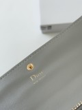 超奇跡の入荷☆ ディオール 激安通販 2026SS レディース 長財布