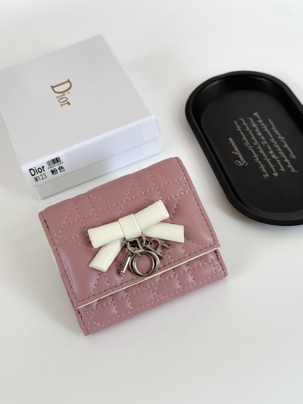 使い勝手良し ディオール n級品 2026SS レディース 短財布