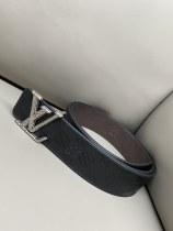 使い勝手良し Louis Vuittonルイヴィトン 激安偽物 2026SS メンズ ベルト