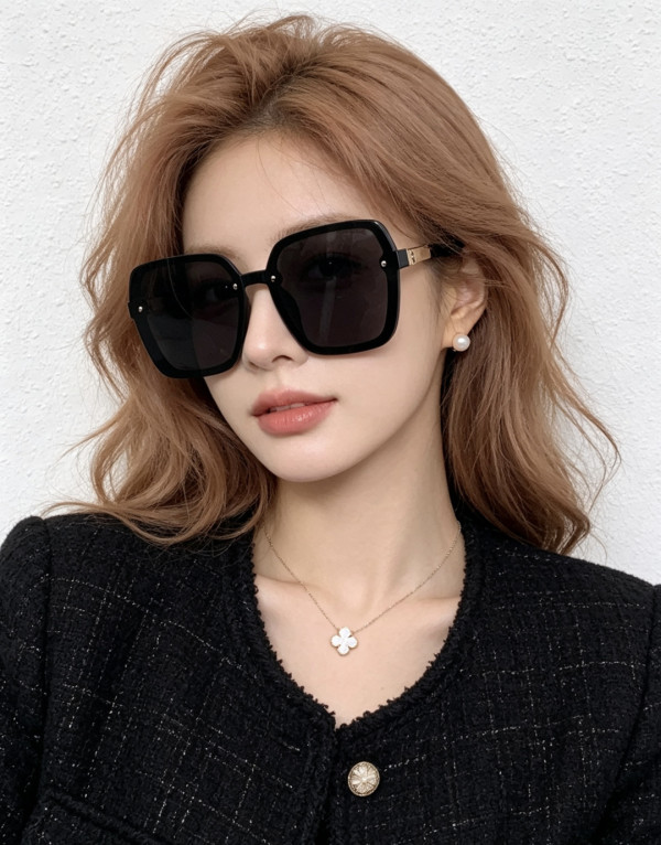大人気 フェンディ n級品 2026SS サングラス