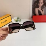 日本未入荷 フェンディ 偽物通販 2026SS サングラス