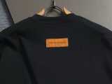 超話題! ルイヴィトン コピー 2026SS立体浮雕プレスロゴの凹凸丸首Tシャツ