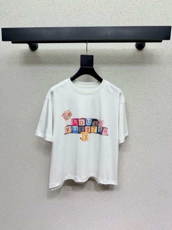 超奇跡の入荷☆ ルイヴィトン n級品 2026SS 半袖Tシャツ