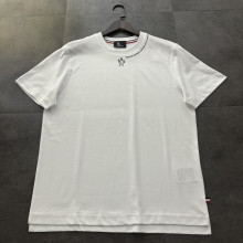 累積売上総額第１位！ モンクレール 激安偽物 の2026SS 半袖Tシャツ