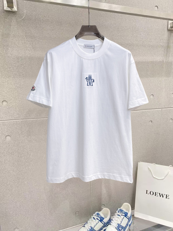 【話題商品！】モンクレール コピー の2026SS 半袖クルーネックTシャツ