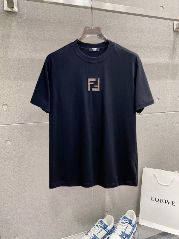 ★超人気 フェンディ 偽物通販 の2026SS 新品半袖Tシャツ