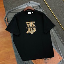 高品質 バーバリー コピーおすすめ の2026SS 刺繍ロゴラウンドネック半袖Tシャツ