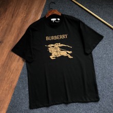 大人気 バーバリー 激安通販 の2026SS 刺繍ロゴラウンドネック半袖Tシャツ