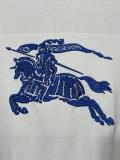 高品質 バーバリー 激安偽物 の2026SS クラシック刺繍ブルー戦馬プリントTシャツ